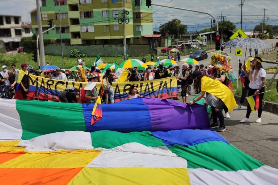  VI Marcha Carnaval: ciudadanos quindianos recorren sus calles exigiendo justicia ambiental